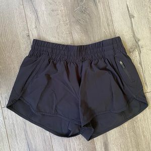 Lululemon Tracker Short Black Sz10